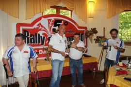 Auto d'epoca sulle vie del Rally-85